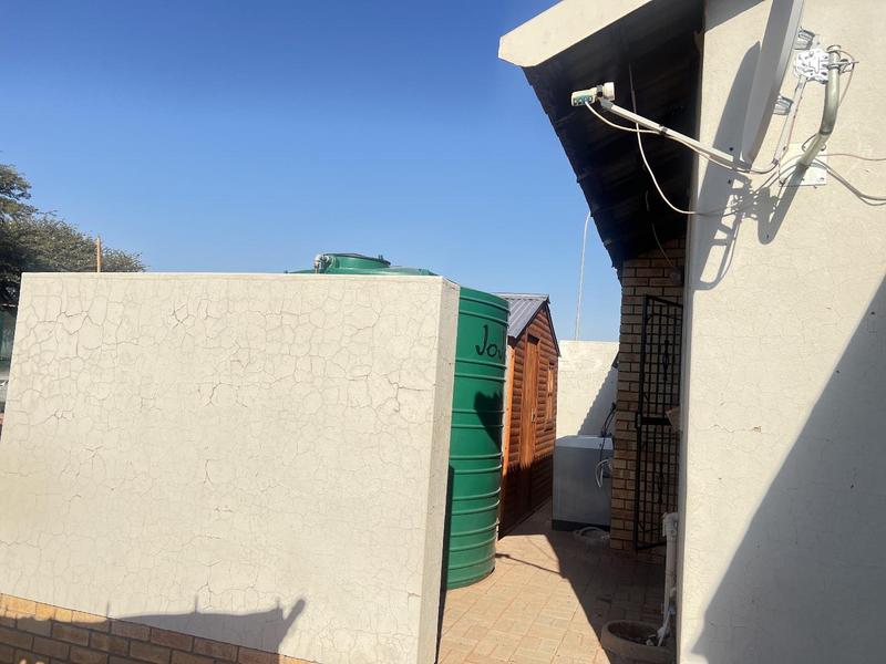 2 Bedroom Property for Sale in Kathu Northern Cape